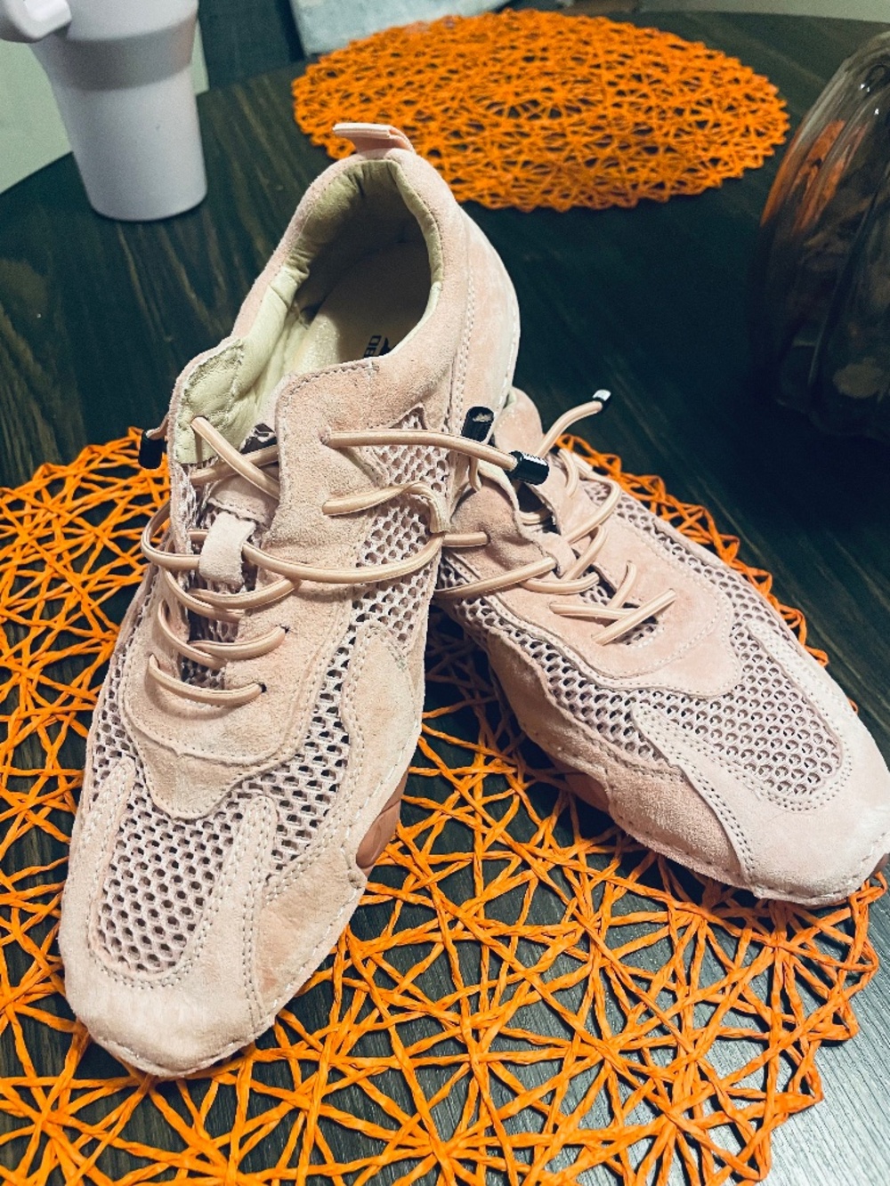 Size 9 Dbeck breathable walking hiking trail shoes